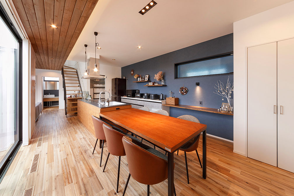 お客様の満足を最優先に、細やかな対応で期待に応えます