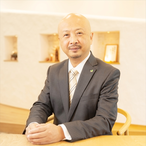 代表 山本賢治