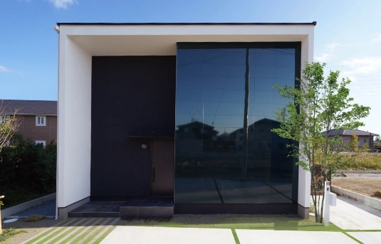nattoku住宅の25周年記念モデルとして誕生した先進的デザインのコンセプト型住宅「Glass Arts」